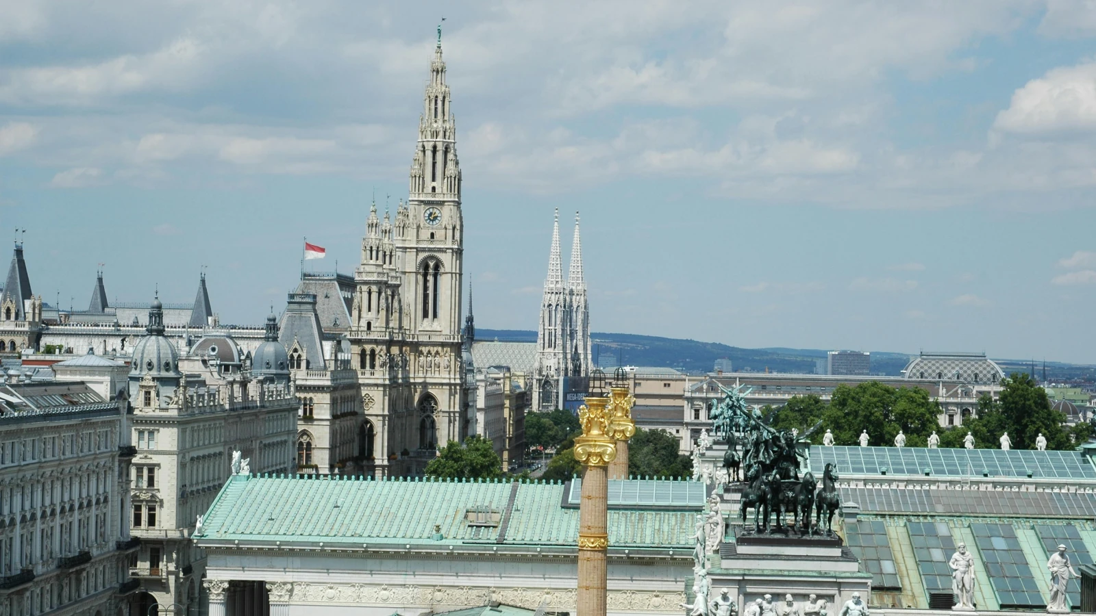 One-way car rental from Vienna Aerial view of Vienna for one-way car rental from Vienna